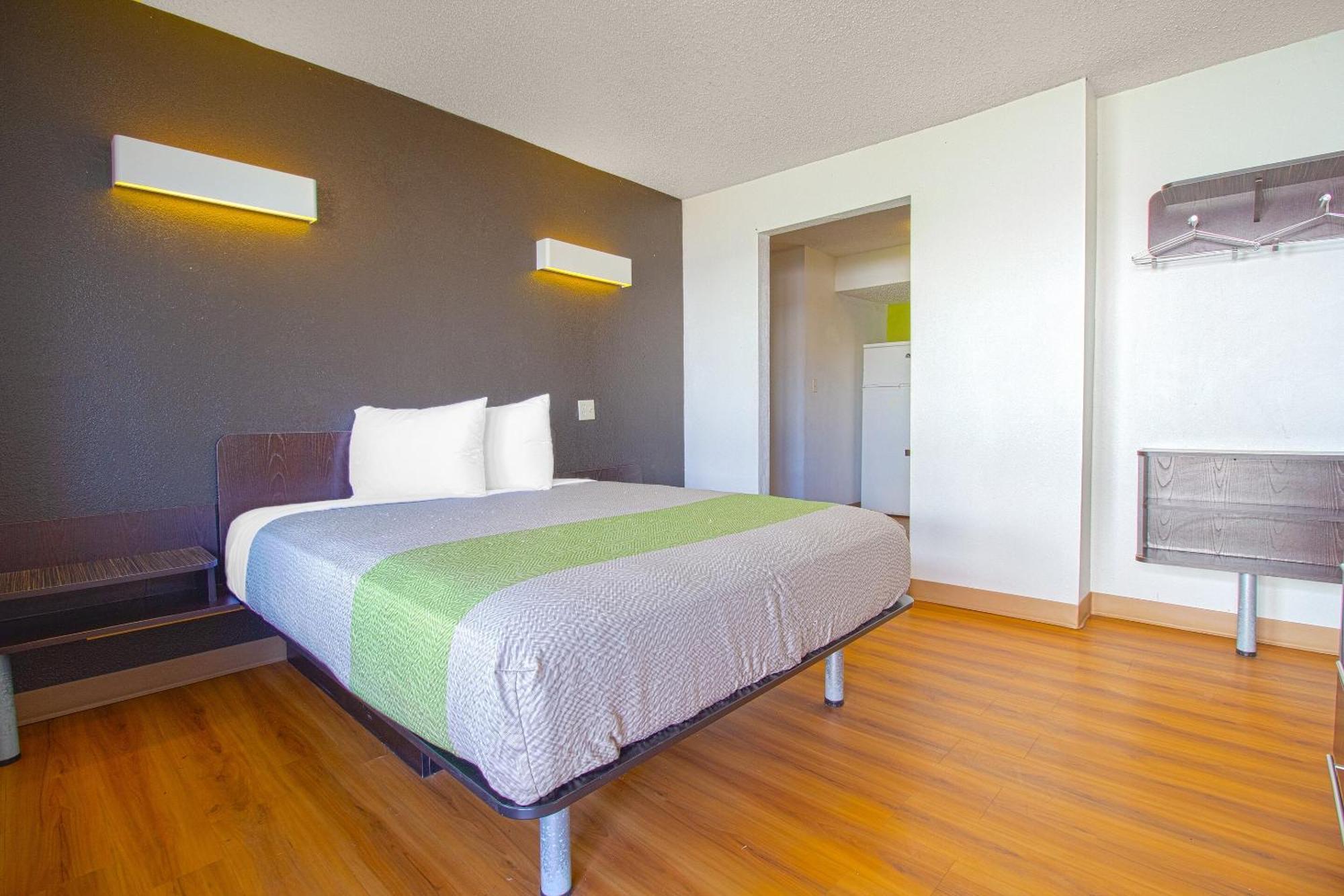 Extended Airport By Oyo Hotel 2*